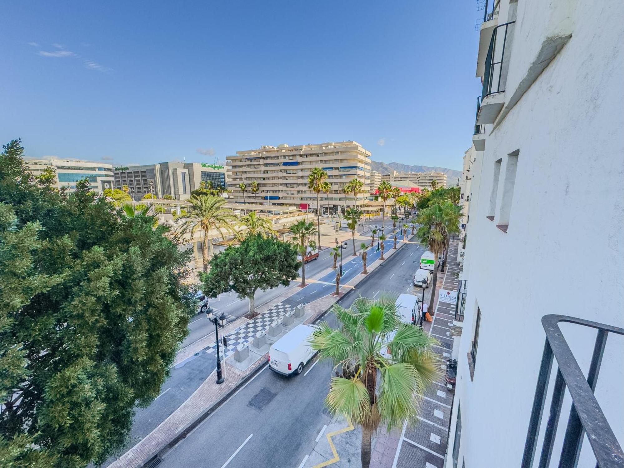 Marbella Banus Livingアパートメント エクステリア 写真